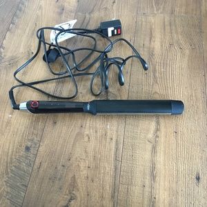 CHI Ellipse 1 1/2 Hairstyling Wand
